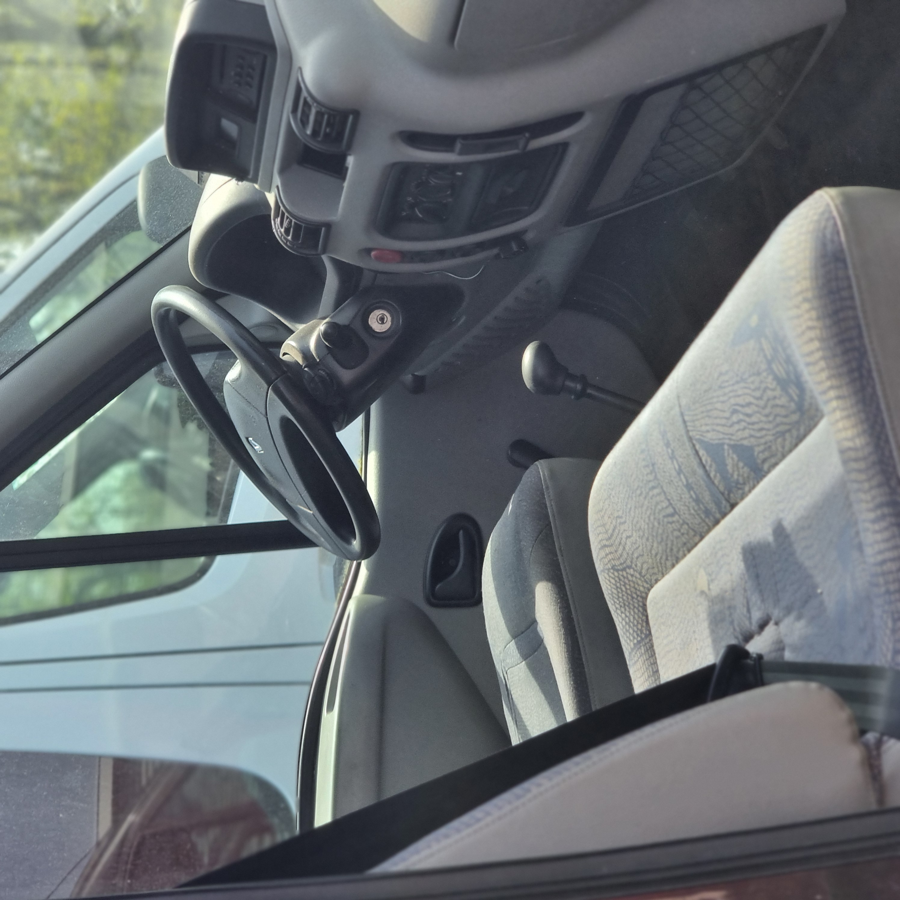 Renault Master 3.3T 2.5 DCI Renault Master 3.3T 2.5 DCI