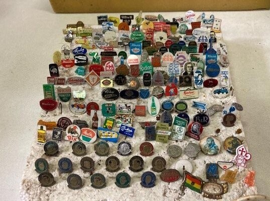 Verzameling speldjes