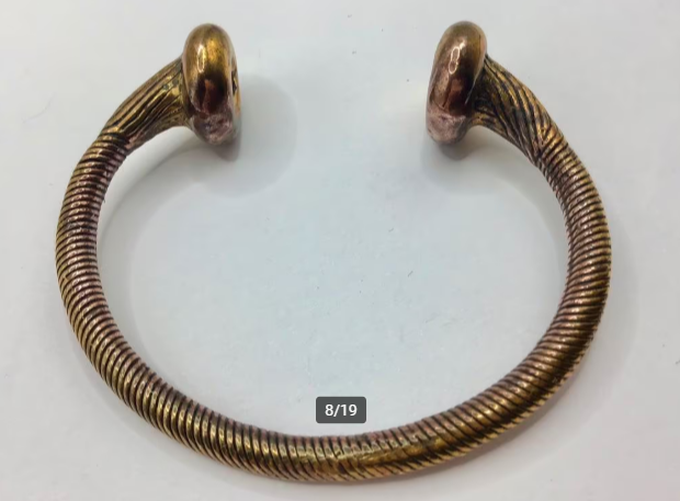 Vintage armband Keltisch Gallisch brons goud schat van Tayac