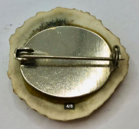 Div. vintage broches. Div. vintage broches.