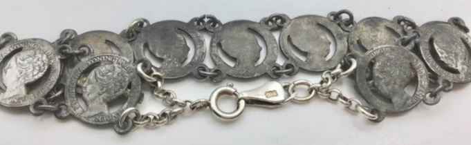 Armband van Wilhelmina dubbeltjes Armband van Wilhelmina dubbeltjes
