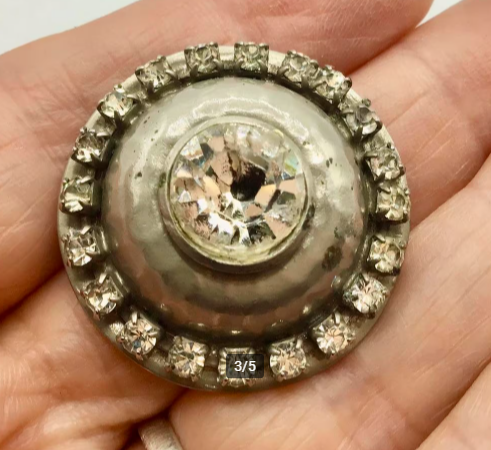 Vintage broche van Tin met Swarovski stenen vintage broche
