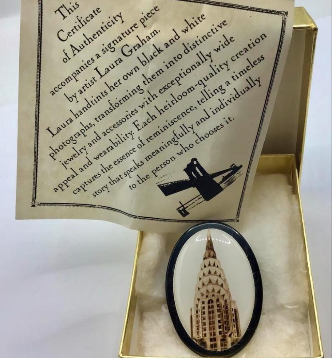 Vintage Design broche Chrysler Building artiest Laura Graham Vintage Design broche Chrysler Building artiest Laura Graham
