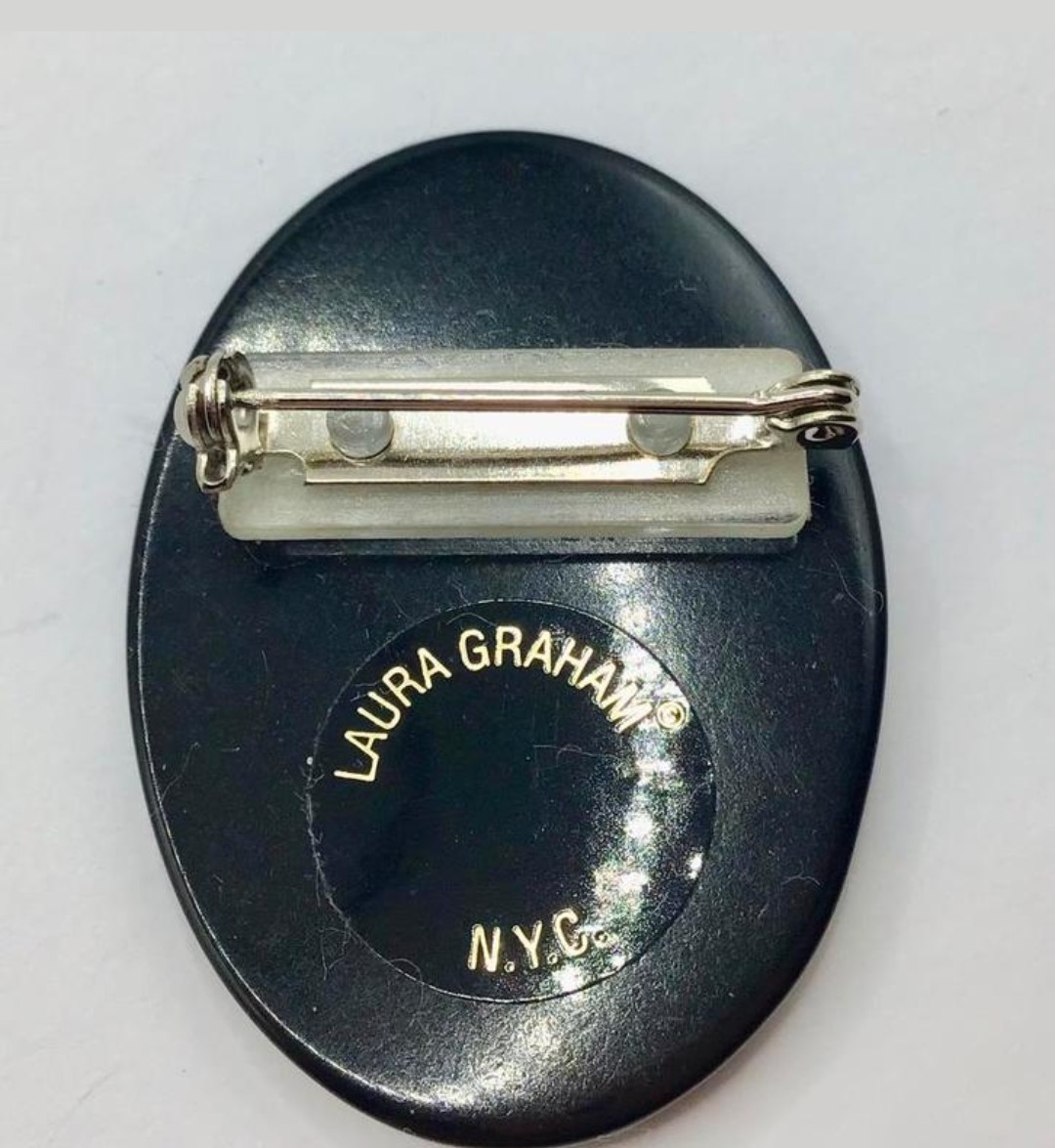 Vintage Design broche Chrysler Building artiest Laura Graham Vintage Design broche Chrysler Building artiest Laura Graham