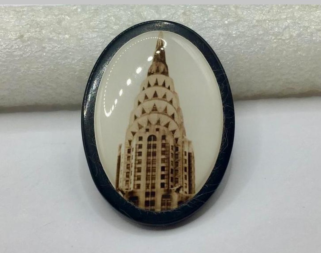 Vintage Design broche Chrysler Building artiest Laura Graham Vintage Design broche Chrysler Building artiest Laura Graham