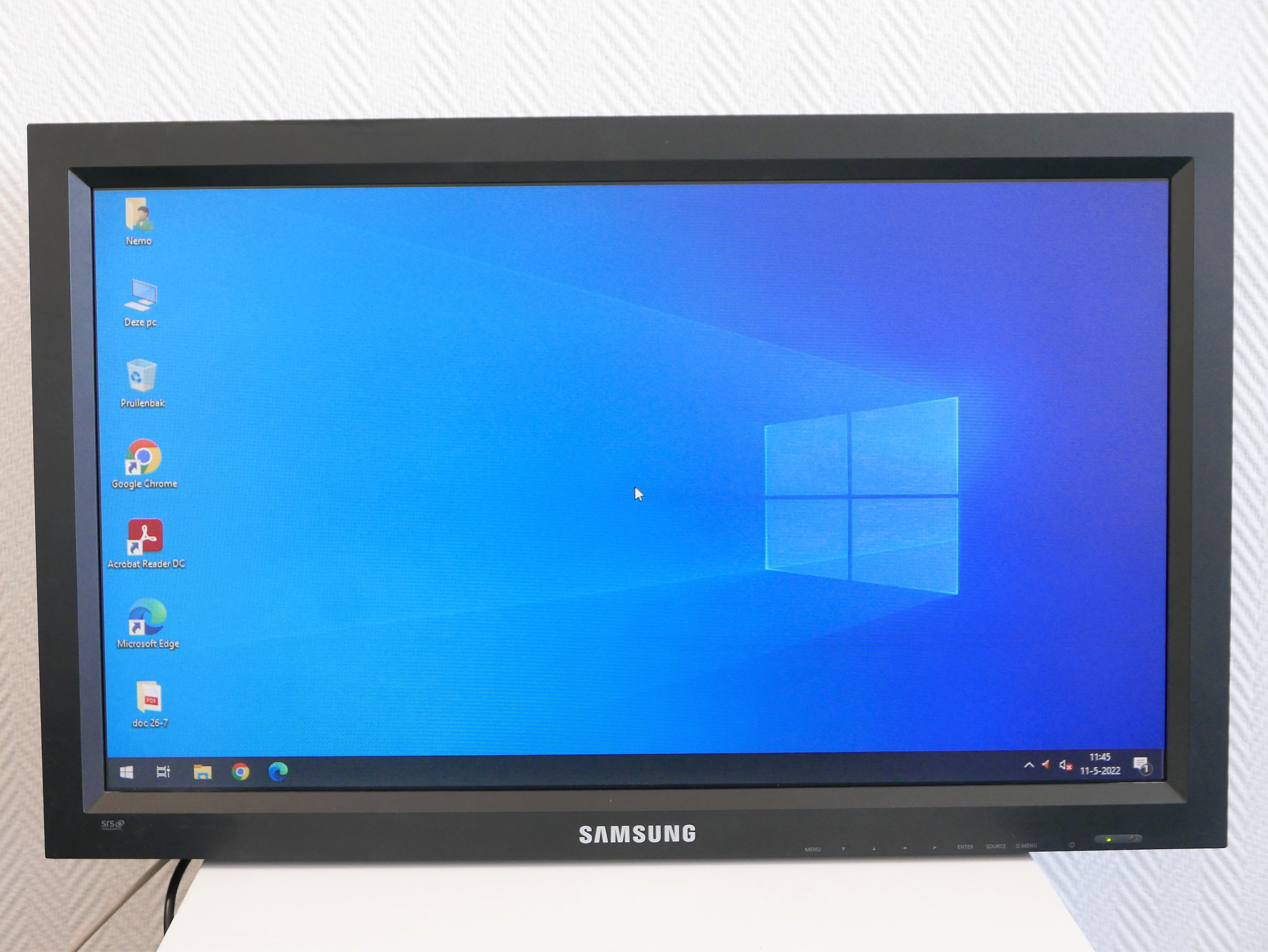 Samsung monitor 320MX-3 , formaat 82 cm 