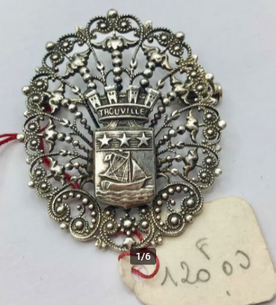 Vintage broche wapen van Trouville Normandië Frankrijk