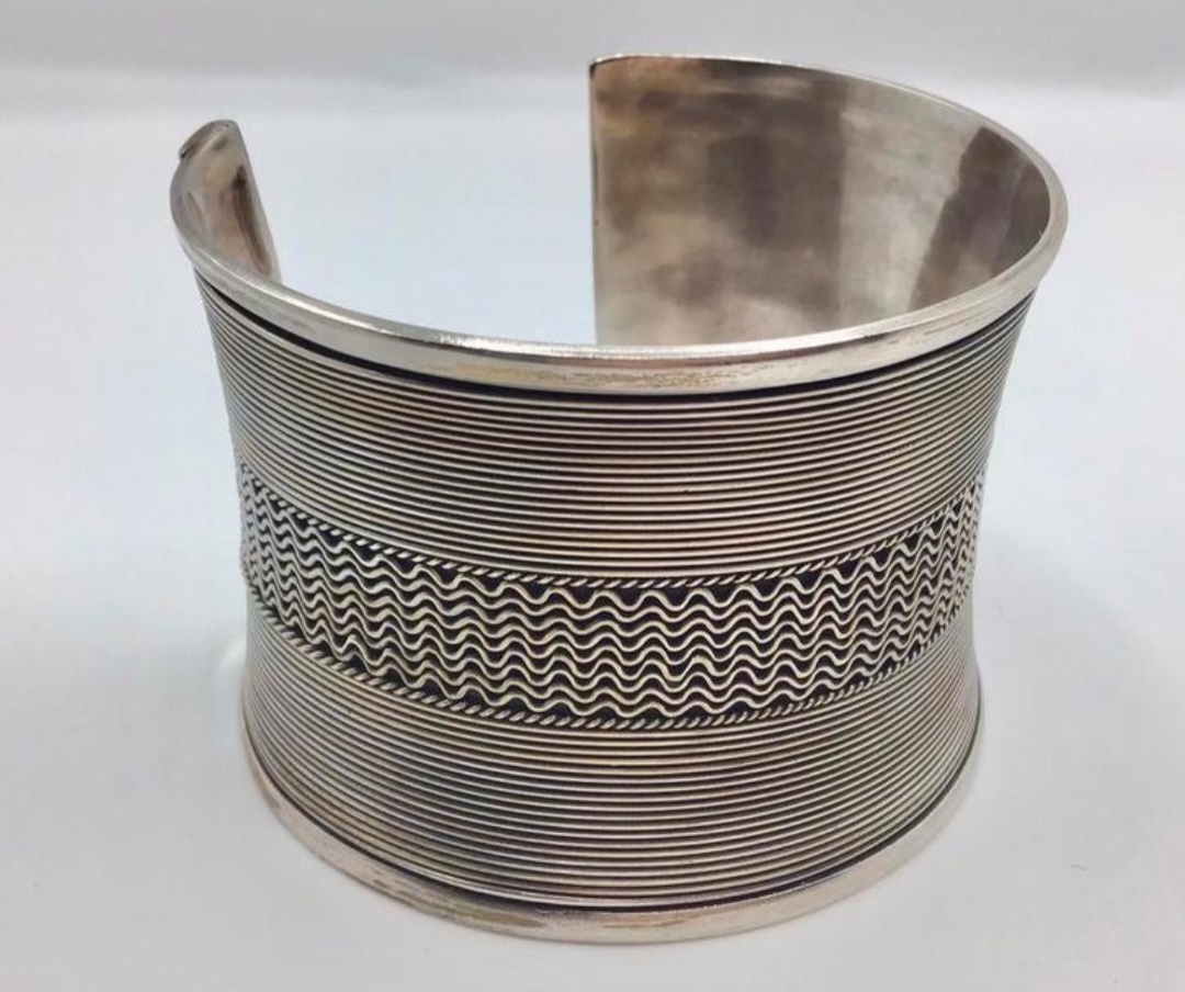 Verstelbare zilveren armband Verstelbare zilveren armband