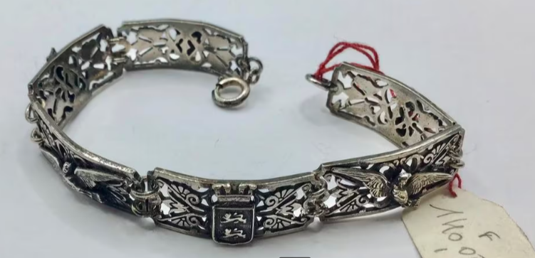 Vintage armband Normandië Frankrijk wapen schip zilver Vintage armband Normandië Frankrijk wapen schip zilver
