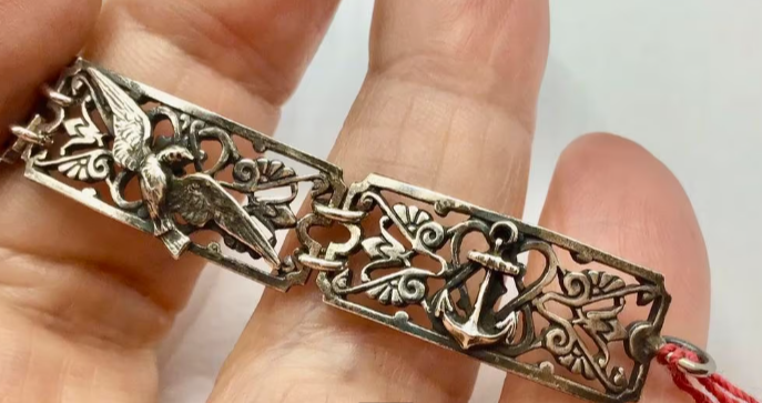 Vintage armband Normandië Frankrijk wapen schip zilver Vintage armband Normandië Frankrijk wapen schip zilver