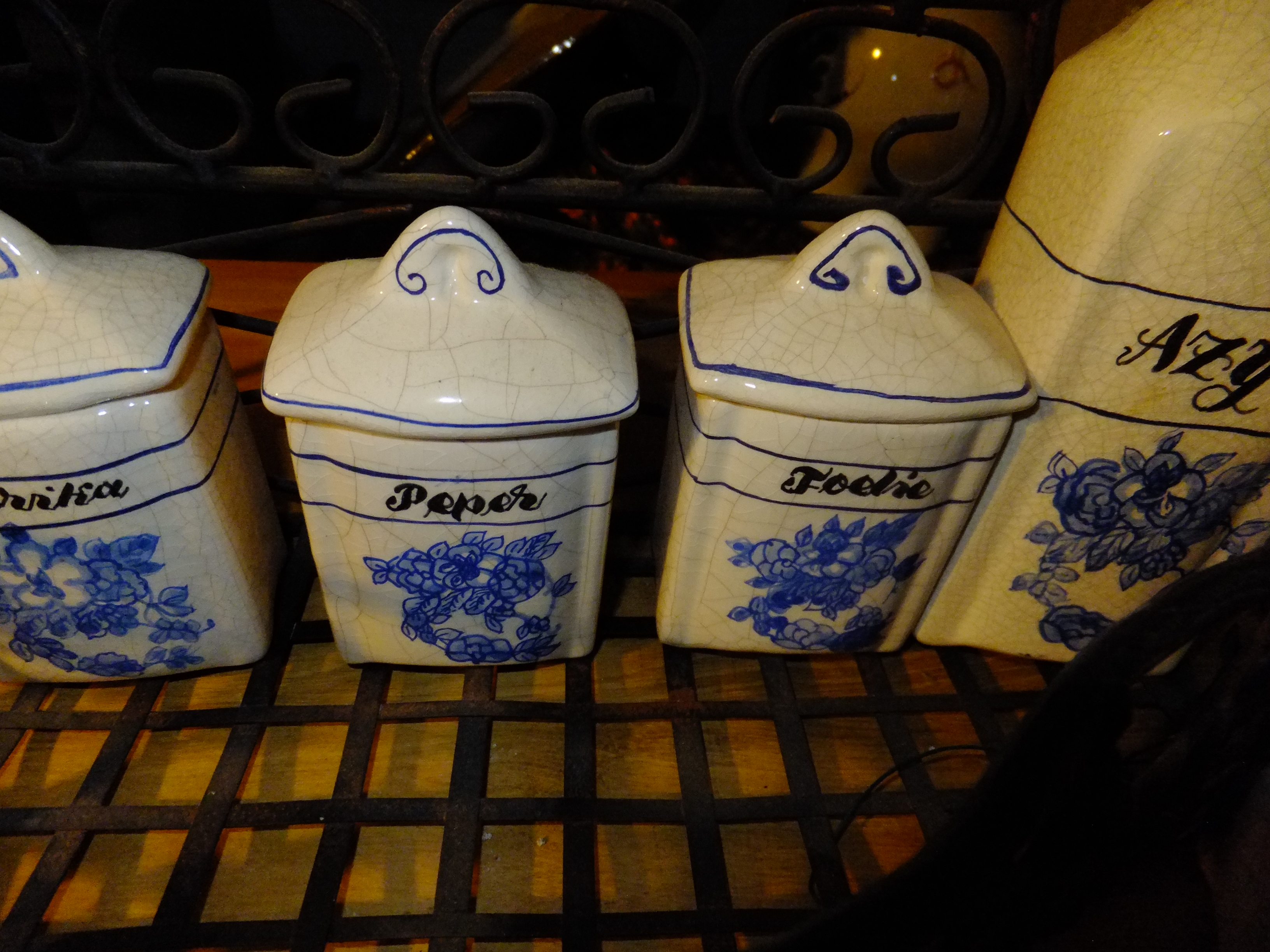 Vintage kruidenrekje jaren '50 - keramiek en ijzer 