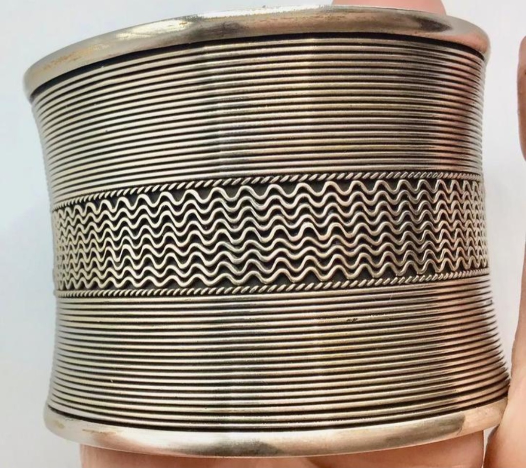 Verstelbare zilveren armband Verstelbare zilveren armband