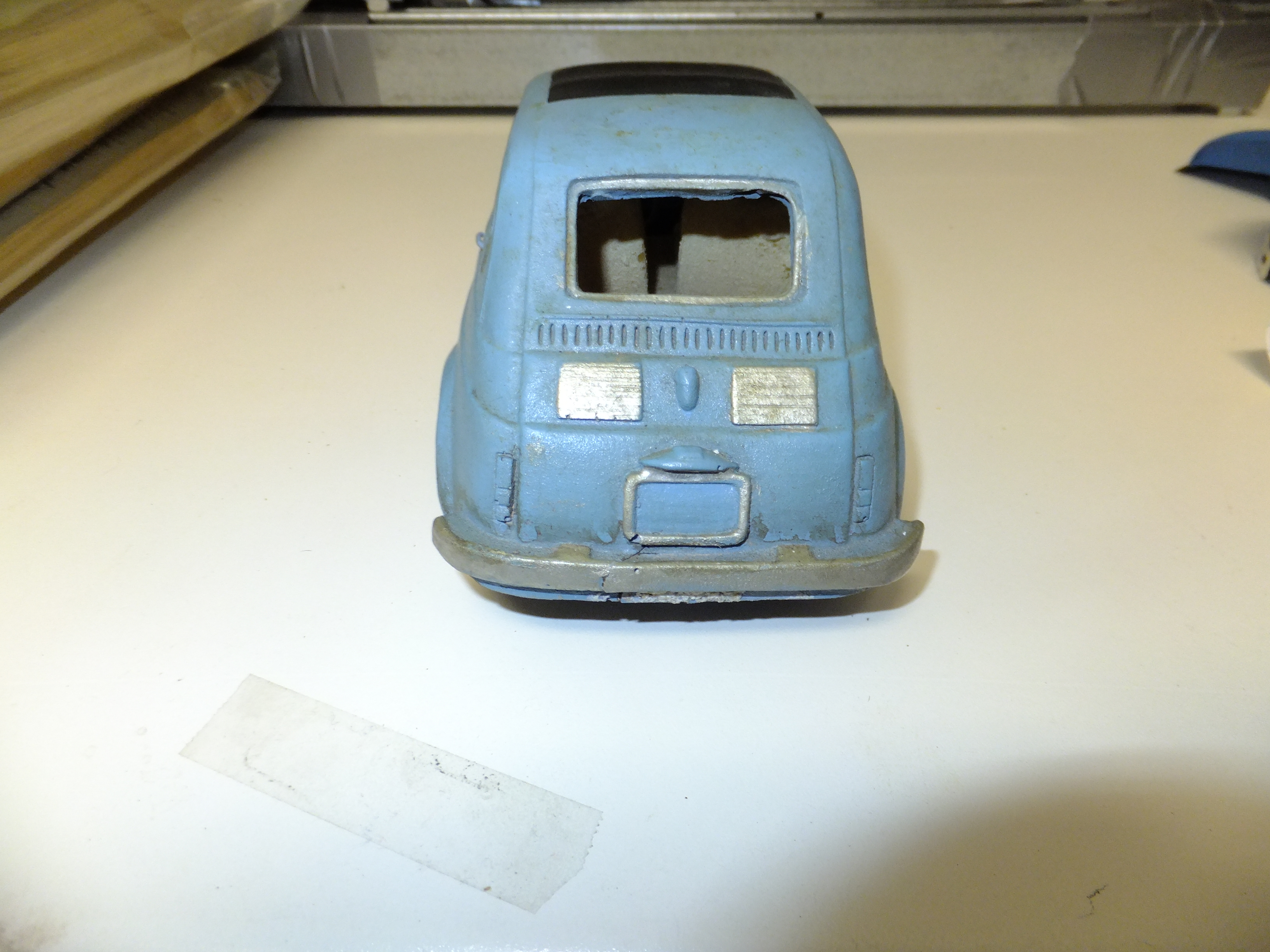 Schaalmodel Fiat 500 – blauwe kleur – nette staat – compleet interieur