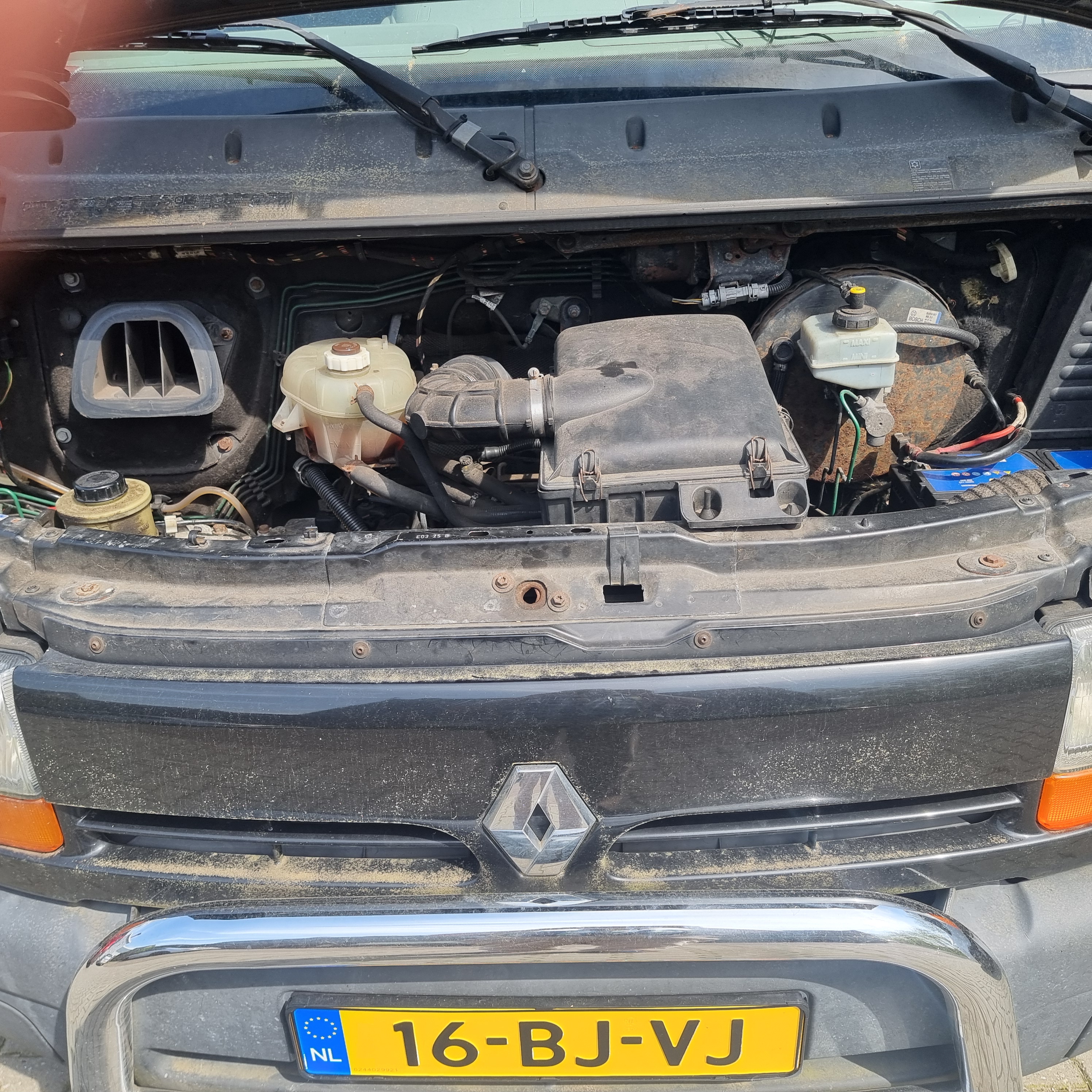 Renault Master 3.3T 2.5 DCI Renault Master 3.3T 2.5 DCI