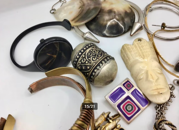 Vintage sieraden groot lot oude sieraden Vintage sieraden groot lot oude sieraden