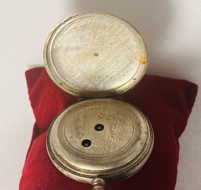 Antieke zilveren zakhorloge - 0.800 zilver cylindre 10 rubis