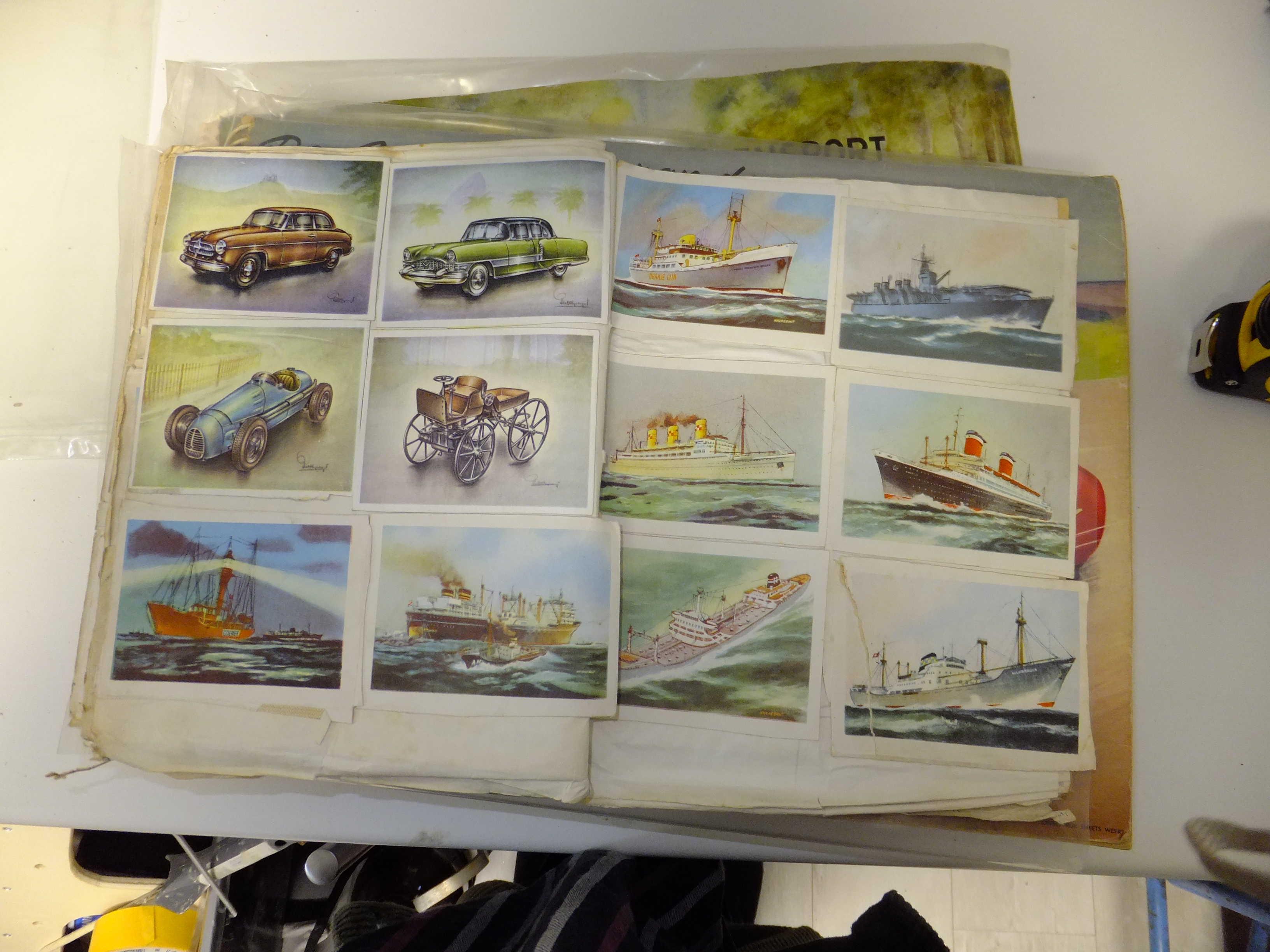 Zeldzame complete set – 4 plaatjesalbums "Geschiedenis van de Automobiel" – ca. 1940-1950