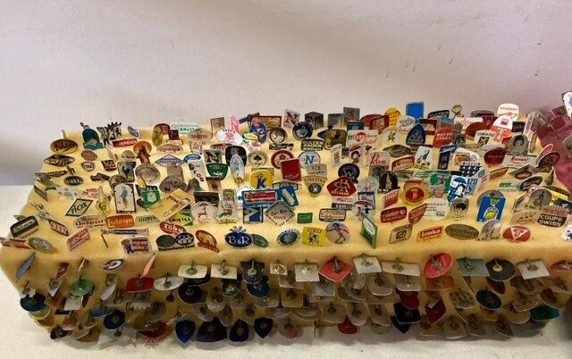 Verzameling speldjes