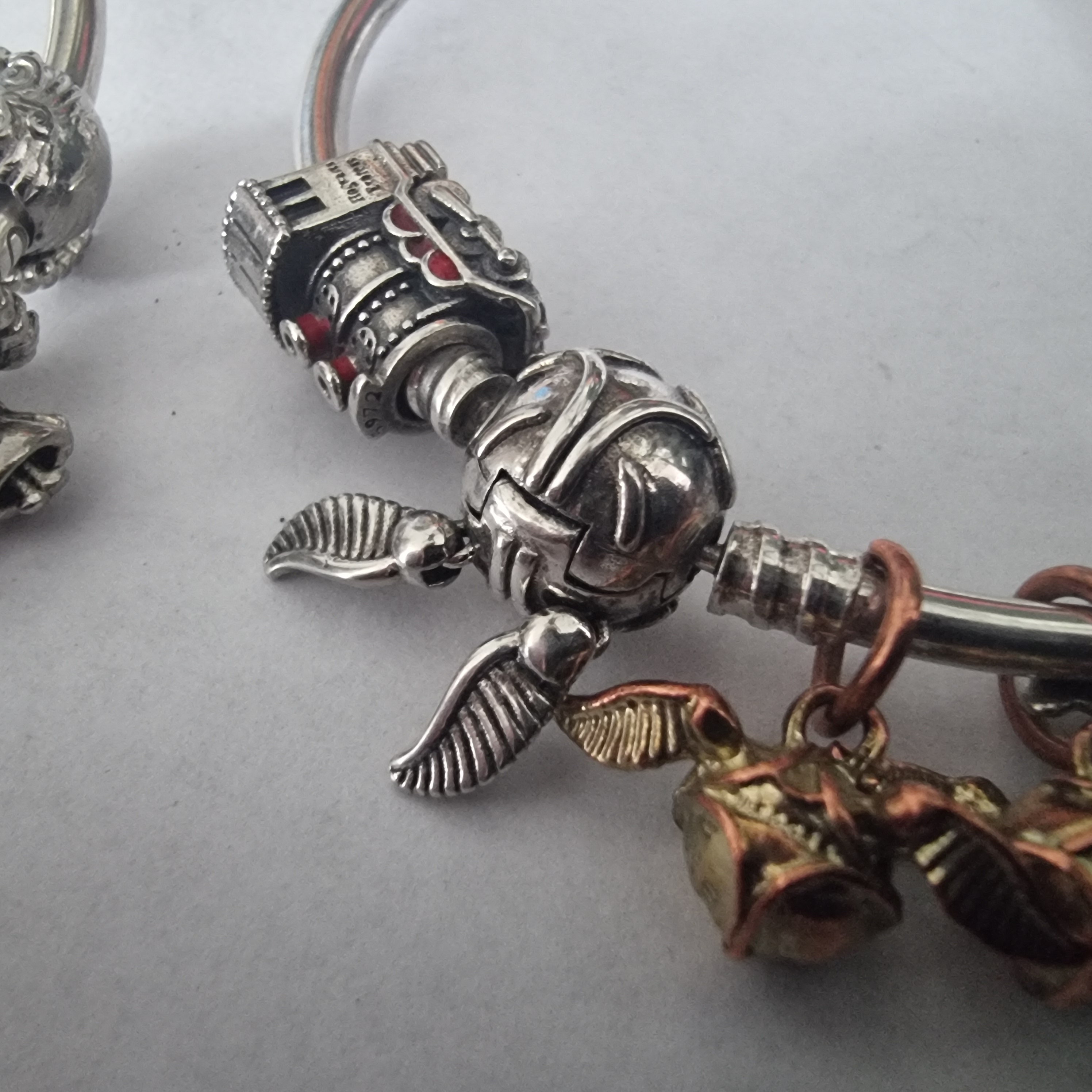 Pandora armbanden Harry Potter Kerst veel bedels maat 21 Pandora armbanden Harry Potter Kerst veel bedels maat 21