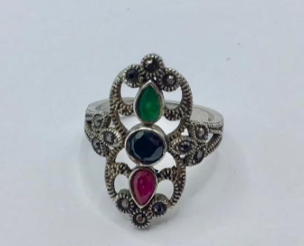 Vintage ring 925 zilver gemerkt Robijn marcasieten Onyx etc Vintage ring 925 zilver gemerkt Robijn marcasieten Onyx etc