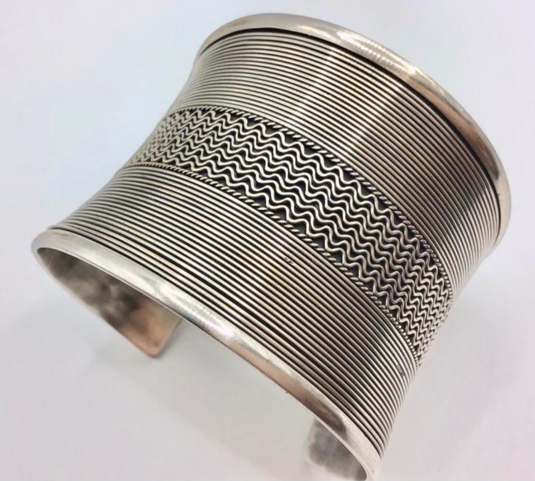 Verstelbare zilveren armband Verstelbare zilveren armband