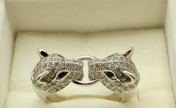 Vintage ring Panter koppen ring panter Swarovski stenen