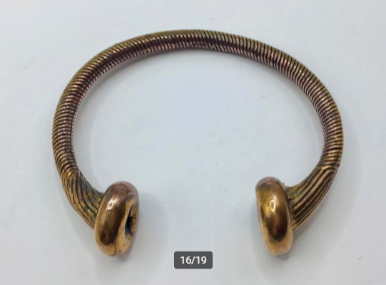Vintage armband Keltisch Gallisch brons goud schat van Tayac