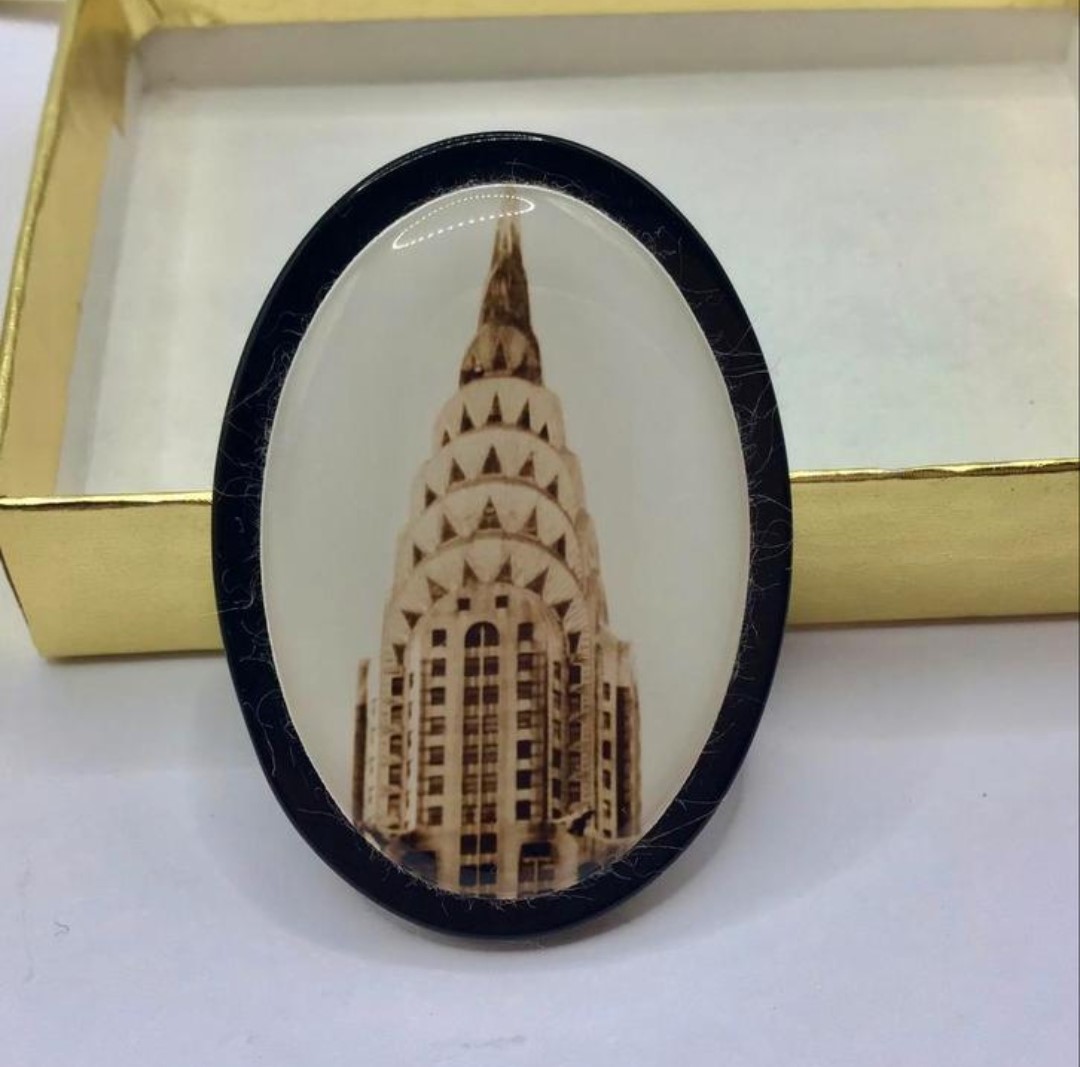 Vintage Design broche Chrysler Building artiest Laura Graham Vintage Design broche Chrysler Building artiest Laura Graham