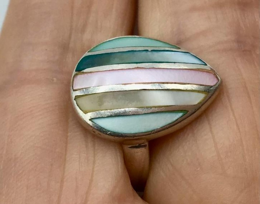 Druppel vormige damesring