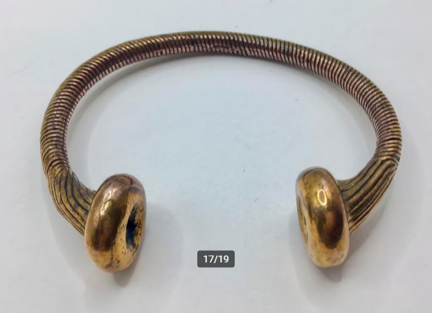 Vintage armband Keltisch Gallisch brons goud schat van Tayac