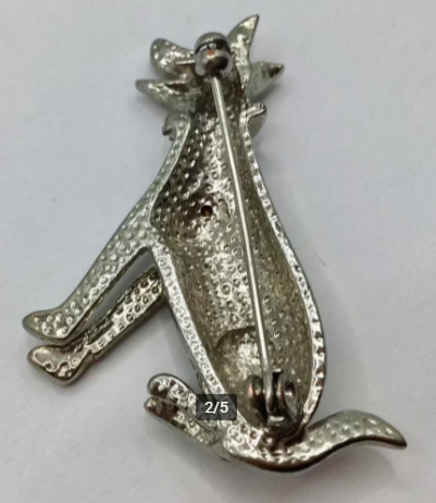 Vintage broche hond met Swarovski stenen mooie broche
