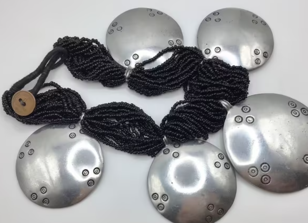 13. Moderne en vintage sieraden, horloges etc.