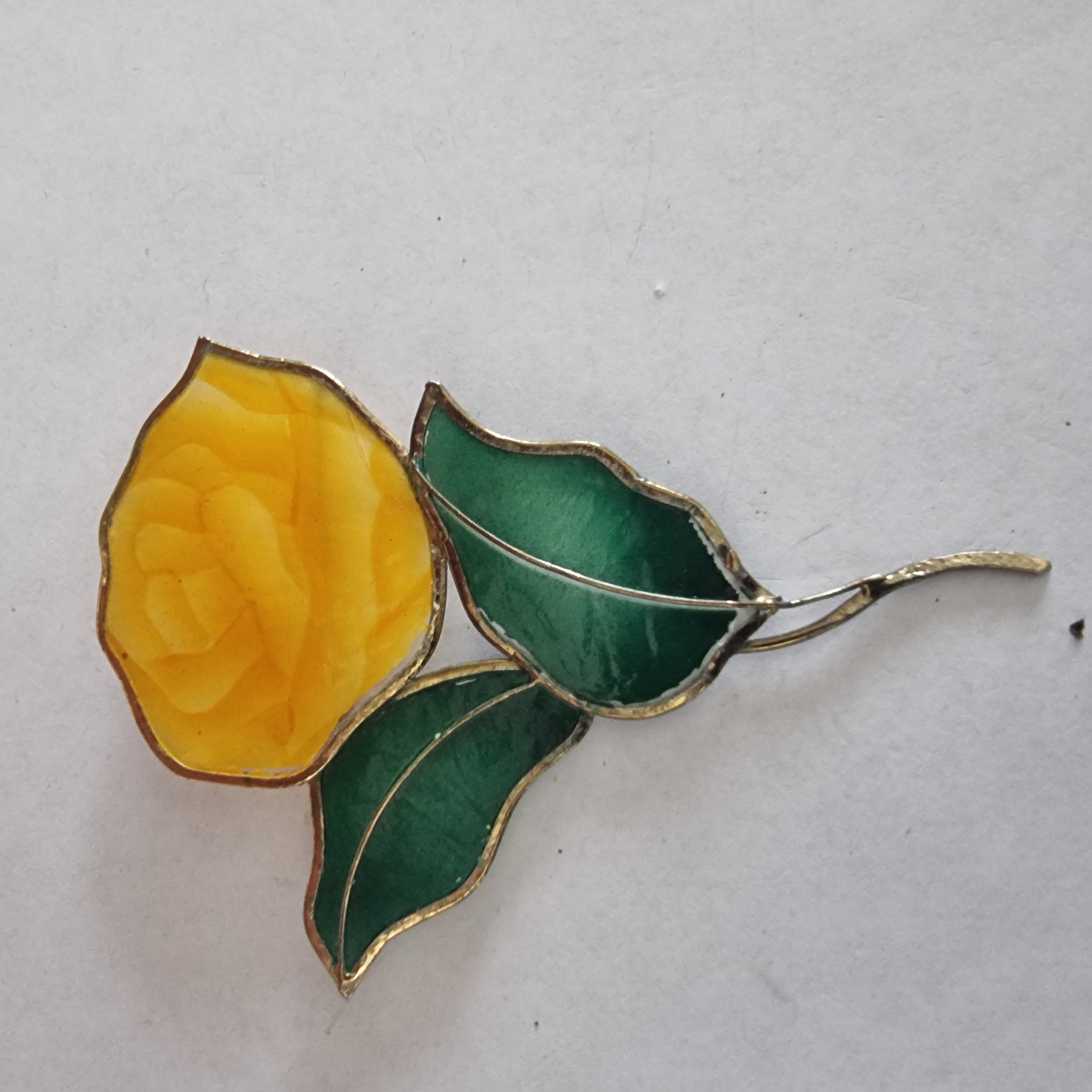 Kleurrijke broche