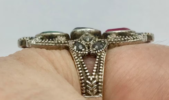 Vintage ring 925 zilver gemerkt Robijn marcasieten Onyx etc Vintage ring 925 zilver gemerkt Robijn marcasieten Onyx etc