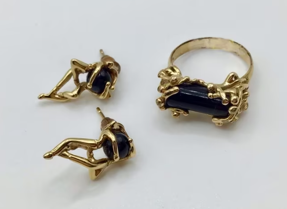 Design ring en oorbellen van Charles Jourda,  goud verguld Onyx.