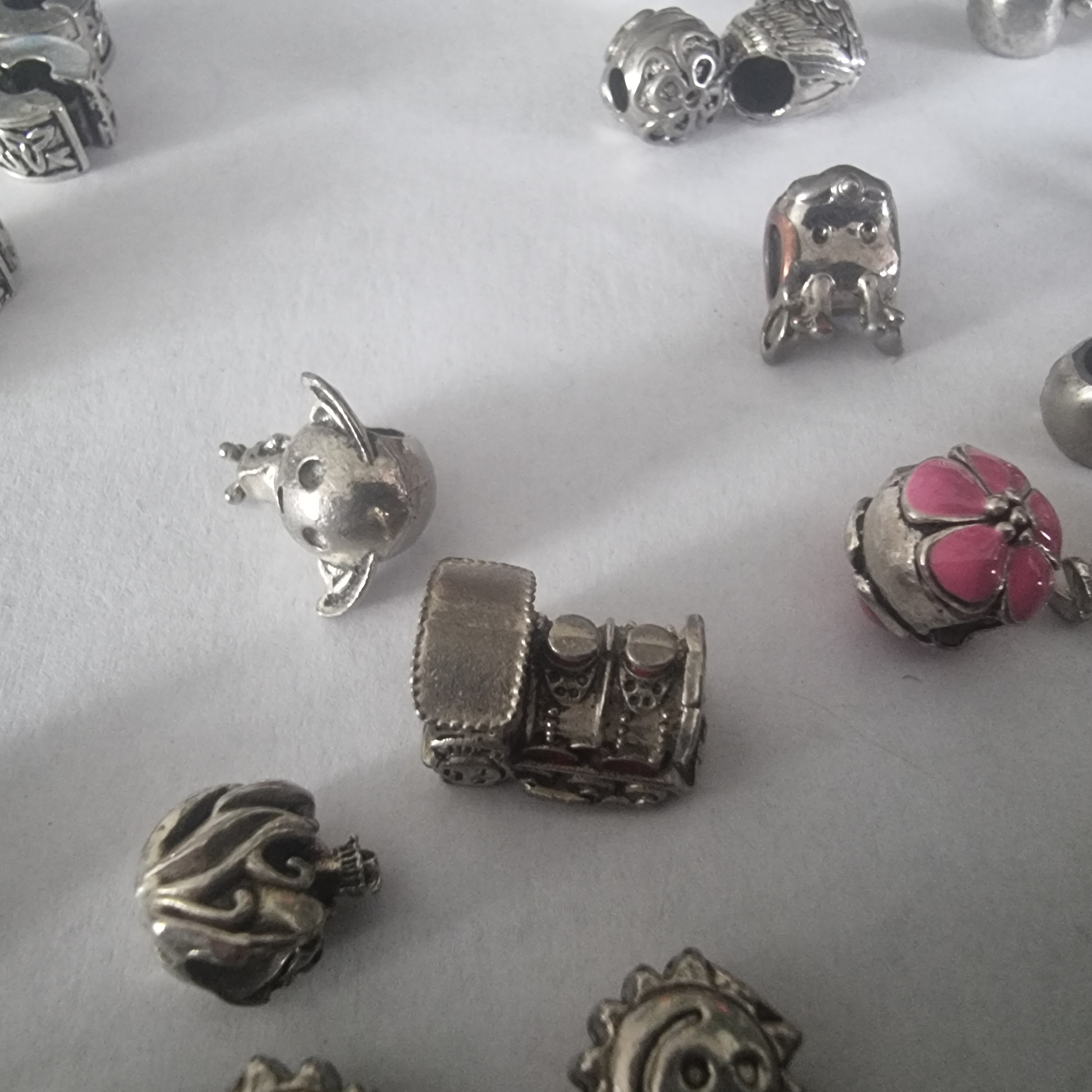 Pandora armband met bedels. Pandora armband met bedels.