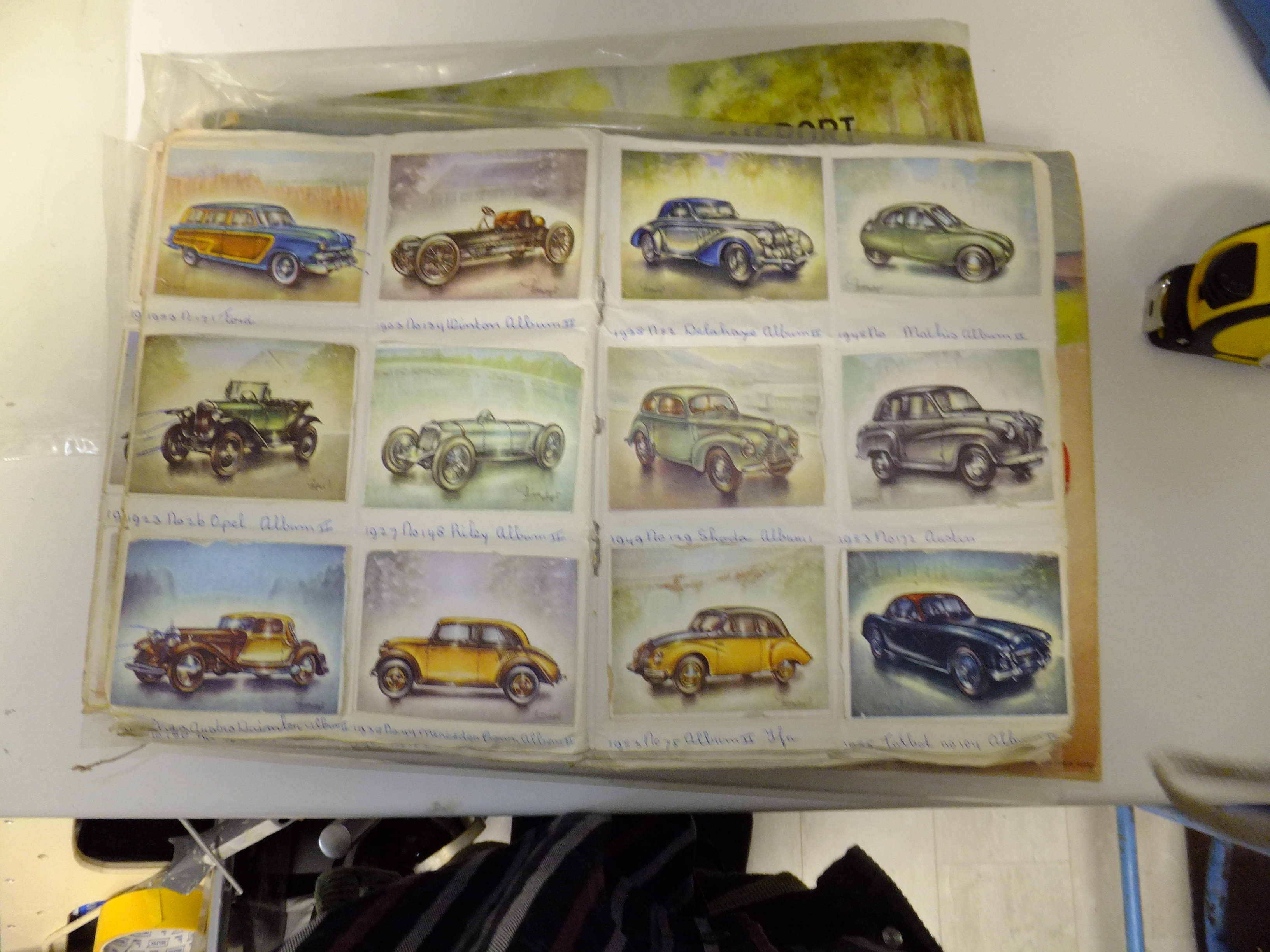 Zeldzame complete set – 4 plaatjesalbums "Geschiedenis van de Automobiel" – ca. 1940-1950