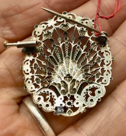 Vintage broche wapen van Trouville Normandië Frankrijk