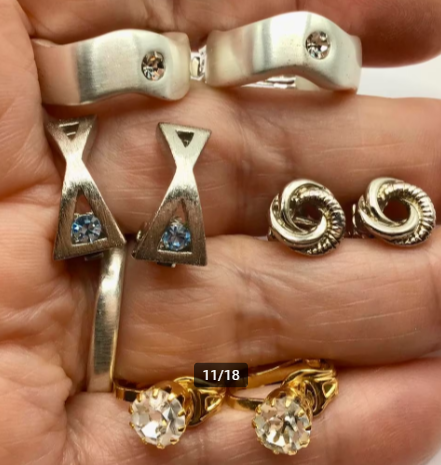 Vintage lot oorbellen staal kristallen aquamarijn 4 paar Vintage lot oorbellen staal kristallen aquamarijn 4 paar