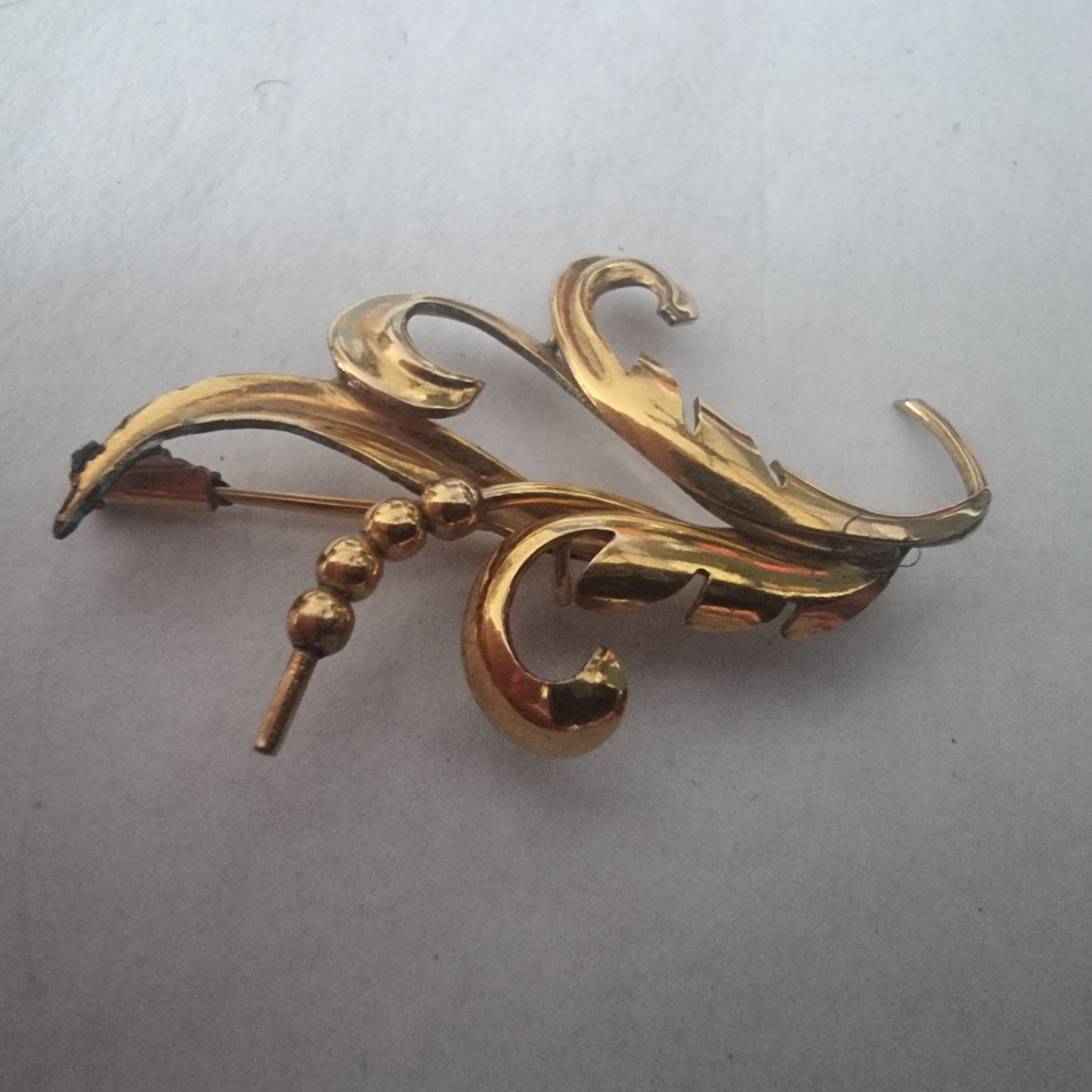 Div. vintage broches. Div. vintage broches.