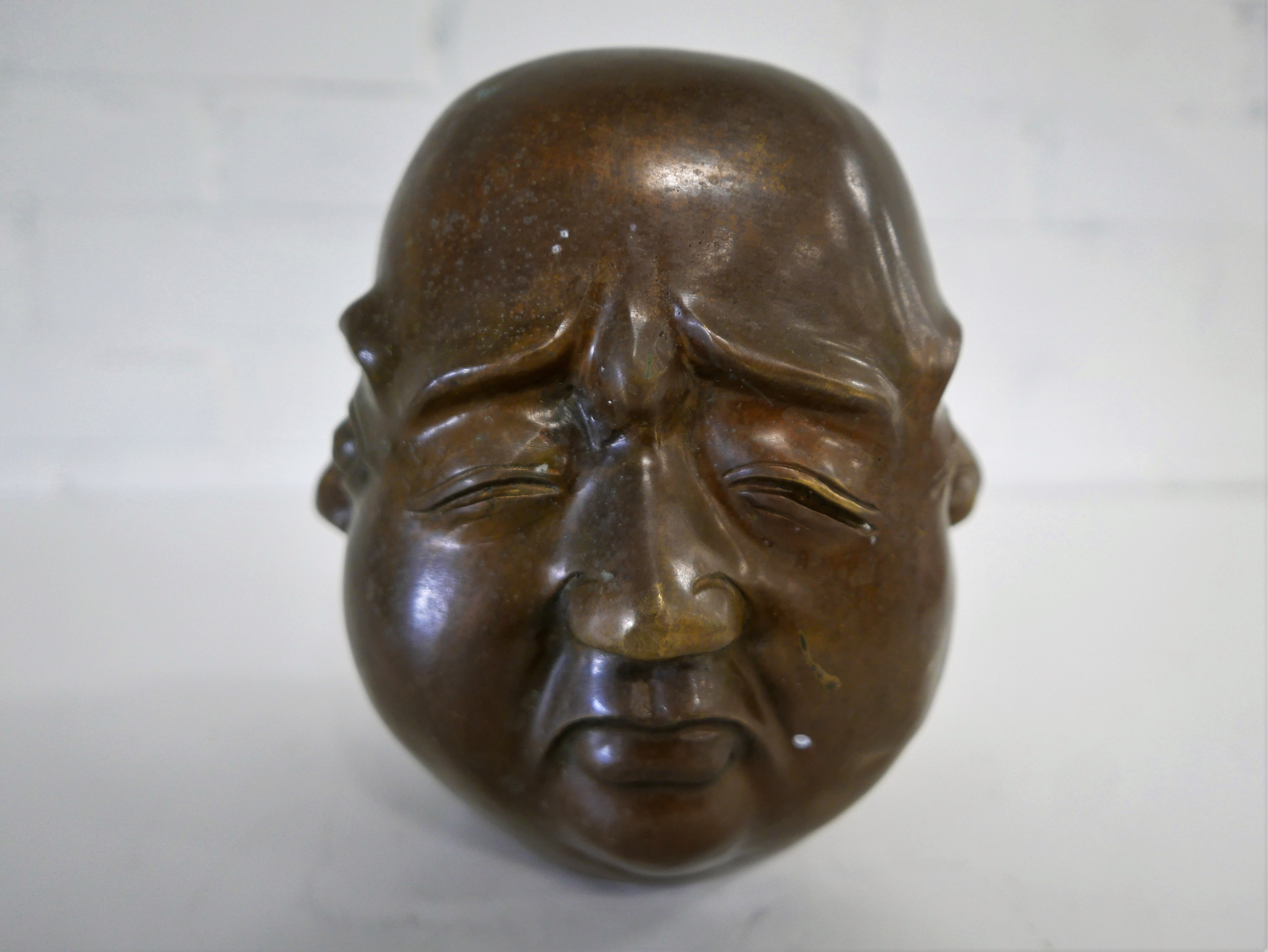 Bronzen beeld boeddha met 4 gezichten.