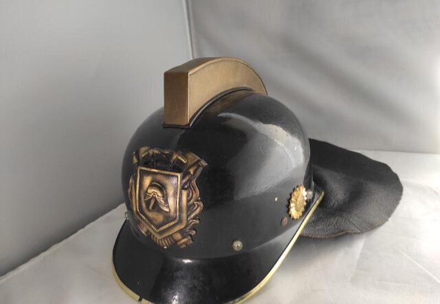 Oude brandweerhelm Oude brandweerhelm