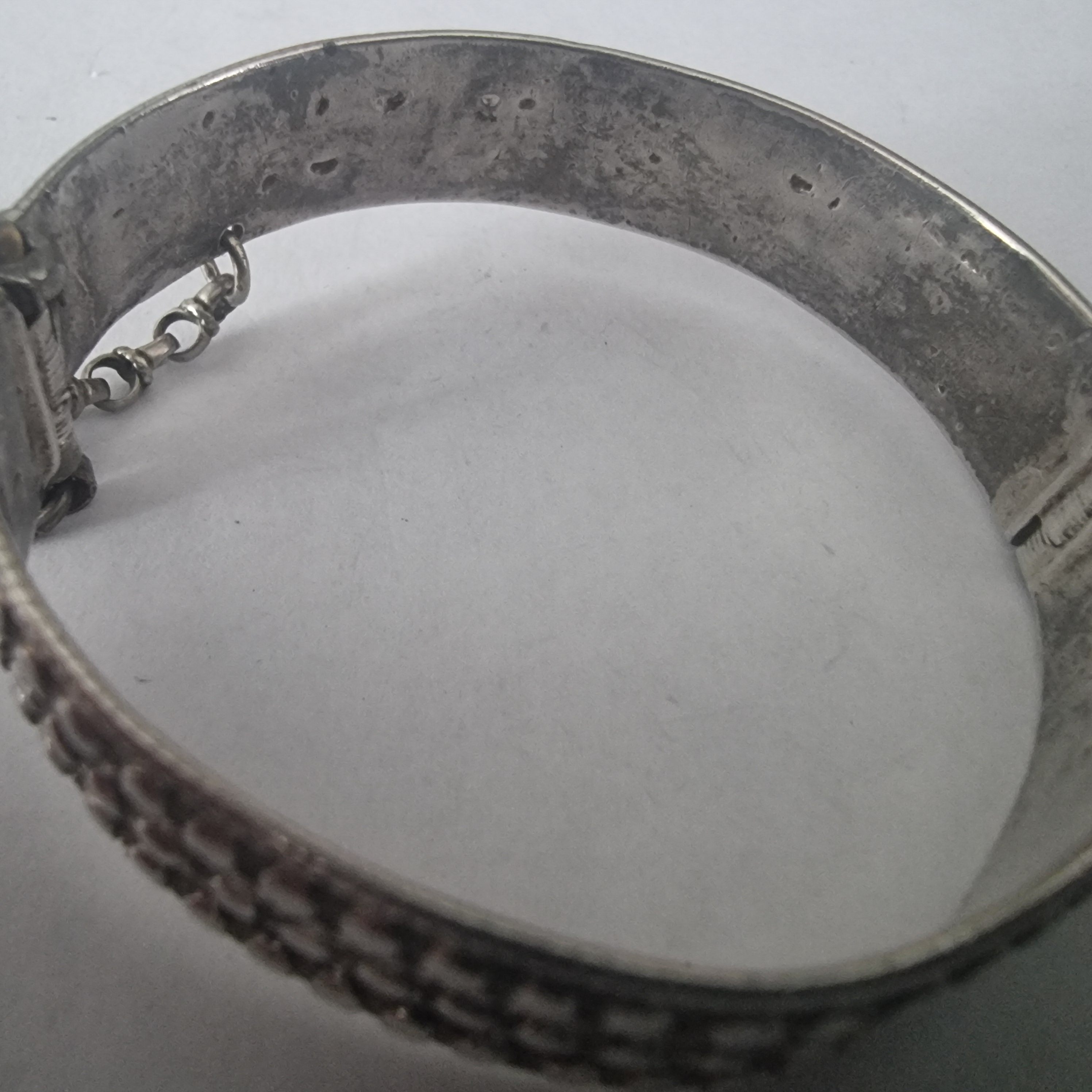 Vintage Berber Marokko armband echt zilver rijk bewerkt